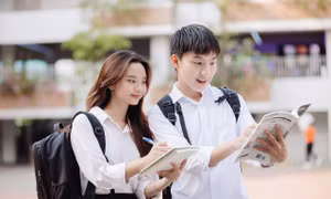 Thí sinh có cơ hội nhận học bổng đại học nếu đạt từ 25 điểm tốt nghiệp THPT