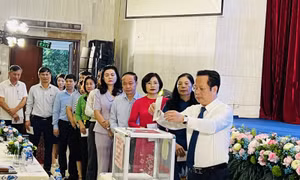 Ngành giáo dục Hà Nội chia sẻ với học sinh, giáo viên trong vụ cháy chung cư mini