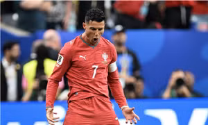 Một trận đấu, hàng loạt cột mốc, Ronaldo phá hai kỷ lục của Messi ở World Cup 2026 