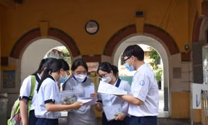 Nhiều trường đại học ở Hà Nội công bố mức điểm chuẩn xét tuyển sớm