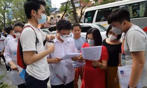 Đề thi tiếng Anh chính thức vào lớp 10 Hà Nội