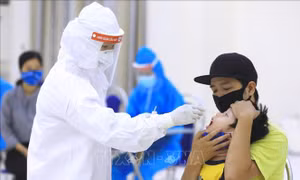 'Nóng' ngày 18/8: Hà Nội có công điện khẩn chống dịch; đề xuất bỏ phương án 'điện một giá'