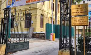 Bộ Xây dựng quản lý 13 doanh nghiệp và 5 lĩnh vực vận tải