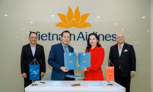 Vietnam Airlines và T&A Ogilvy ký hợp tác truyền thông toàn cầu giai đoạn 2024 - 2025