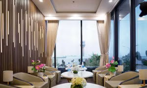 Phòng khách Bông Sen Phù Cát được thiết kế theo phong cách hiện đại. 