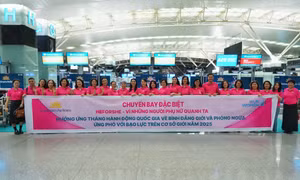 Vietnam Airlines phối hợp UN Women tổ chức chuyến bay đặc biệt “HeForShe 2025”
