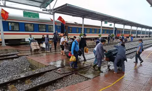 Bãi bỏ tàu SE1, SE19, SE20 xuất phát ngày 29/10 do ảnh hưởng bởi mưa lũ