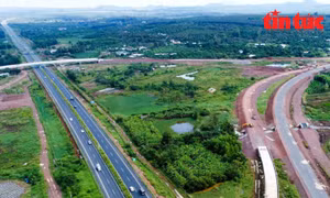 Lĩnh vực xây dựng kết cấu hạ tầng giao thông ghi nhận hàng loạt 'đột phá'.