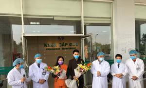 Liên tục điều trị khỏi COVID-19, phác đồ của Việt Nam được đánh giá cao