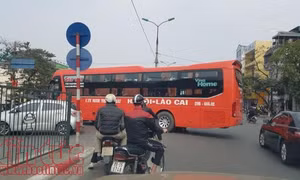 Không lợi dụng lượng khách đông để tăng giá vé xe khách dịp Tết 