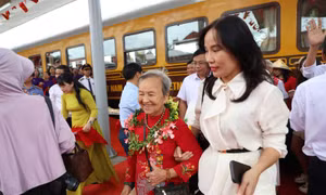 Khai trương đoàn tàu 'Phong Nha - Cố đô Huế: Hành trình di sản thế giới'