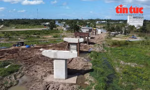 Cao tốc thành phần Cần Thơ - Hậu Giang đang thi công.