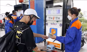 Giảm thuế nhập khẩu ưu đãi có giúp giá xăng giảm mạnh?