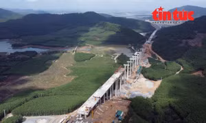 Cần cơ chế đặc thù mở rộng cao tốc Bắc Nam đạt chuẩn cao tốc.