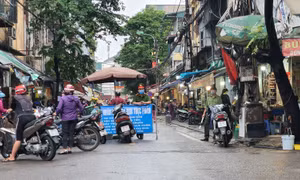 Cận cảnh nhịp sống Hà Nội trở lại 