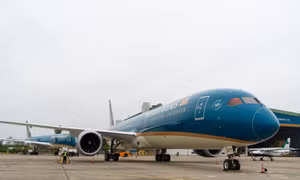 Vietnam Airlines liên tục nhận thêm máy bay mới phục vụ Tết Ất Tỵ 2025.