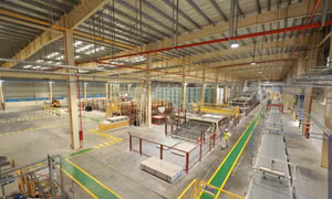  Nhu cầu thuê nhà xưởng tại các KCN ở các địa phương đang tăng cao.