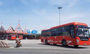 Tháo gỡ vướng mắc cho doanh nghiệp kinh doanh vận tải bằng ô tô.