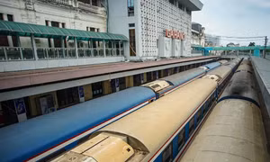 Tăng cường tàu NA1, NA2 tuyến Hà Nội - Vinh phục vụ hành khách Tết Dương lịch.