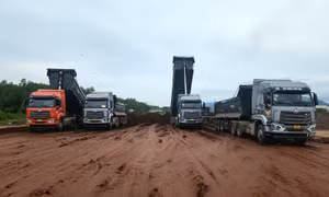 Nhu cầu vật liệu cát đắp nền đường thi công cao tốc tại ĐBSCL đang cấp thiết.