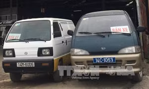 Công khai rao bán xe 'biển xanh' tại Quảng Ninh