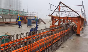 Tăng tốc thi công, đảm bảo vượt tiến độ 3 tháng công trình cầu cạn đoạn Mai Dịch - Nam Thăng Long
