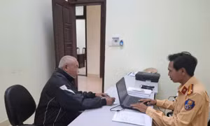 Báo động tình trạng coi thường pháp luật về đảm bảo an toàn đường sắt 
