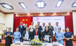 Vietnam Airlines và Pacific Airlines là 'Nhà vận chuyển' của Festival Huế 2026