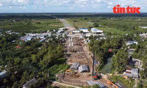 Cao tốc Cần Thơ - Cà Mau đang thi công.