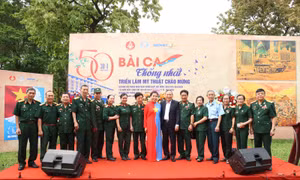 Triển lãm mỹ thuật Bài ca thống nhất chào mừng kỷ niệm 50 năm ngày giải phóng miền Nam
