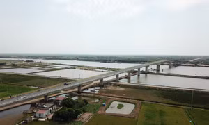 Thông xe cầu Thịnh Long hiện thực hóa ước mơ của người dân hai bờ sông Ninh Cơ