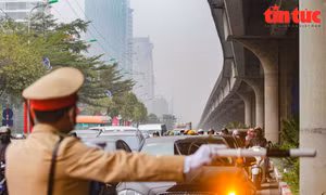 Phân luồng giao thông tạm thời phục vụ phòng chống COVID-19.