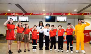 Các phi công, tiếp viên tương lai của Vietjet bay tới ước mơ dịp 1/6 này.