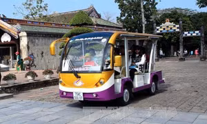Hải Phòng kiểm soát chặt xe điện, xe xăng bốn bánh