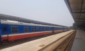 Lý giải nguyên nhân tàu khách chưa thể chạy sau nới nỏng giãn cách.