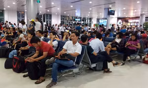 Lượng khách đi máy bay dịp Tết tăng hơn 10%, nhưng không ‘sốt’ vé 