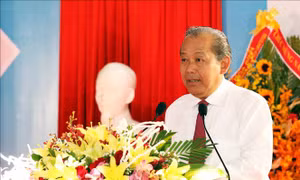 Phát động Tháng cao điểm an toàn giao thông cho học sinh đến trường