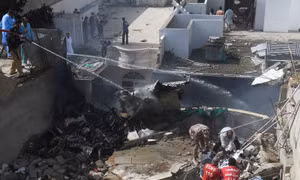 Thị trưởng Karachi: Không ai còn sống trong vụ rơi máy bay chở 107 người tại Pakistan