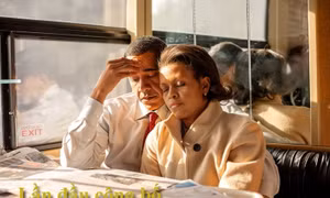 'Hy vọng, Không bao giờ sợ hãi: Chân dung vợ chồng Obama'