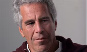 Tỷ phú Mỹ Jeffrey Epstein tự tử trong tù