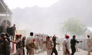 Lực lượng Houthi tấn công lễ duyệt binh tại Yemen bằng tên lửa đạn đạo, ít nhất 40 người thiệt mạng