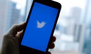 Twitter gỡ bỏ 373 tài khoản liên quan tới Nga, Iran và Armenia