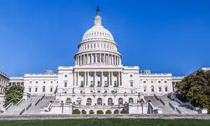 Quốc hội Mỹ vô hiệu hóa quyền phủ quyết của Tổng thống Trump đối với dự luật quốc phòng