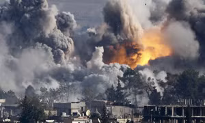 Syria tố cáo Mỹ ném bom chứa phốt-pho trắng