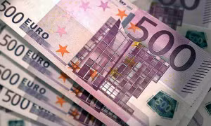 Venezuela từ bỏ đồng USD, chuyển sang sử dụng đồng Euro trong giao dịch quốc tế
