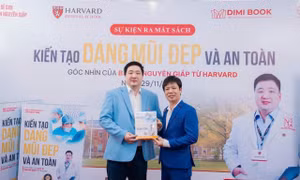 Ra mắt cuốn sách 'Kiến tạo dáng mũi đẹp và an toàn'