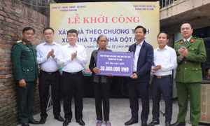Xây nhà kiên cố giúp dân an cư ổn định cuộc sống
