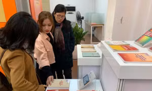 Ngành thư viện có nhiều hoạt động chào mừng Đại hội Đảng và đón Tết Nguyên đán