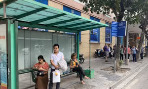 Lo ngại người dân bắt đầu lơ là đeo khẩu trang phòng dịch