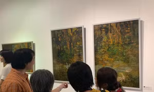 Triển lãm lần thứ 5 của nhóm họa sĩ 'Sơn ta Việt Nam' phát huy bản sắc dân tộc